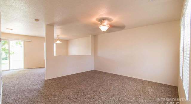 Photo of 2020 W W Michelle Dr, Nampa, ID 83651-7688
