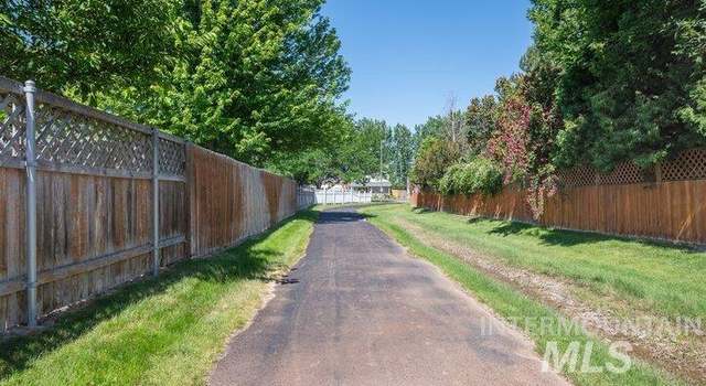 Photo of 1747 N Spike Ave, Kuna, ID 83634