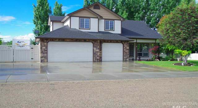 Photo of 667 E Sienna Creek St, Kuna, ID 83634