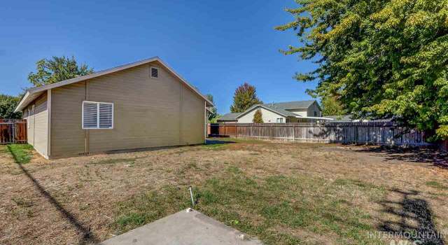 Photo of 912 NW 7th Ave, Meridian, ID 83642