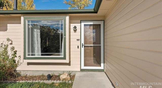 Photo of 2064 E Meadow Wood Dr, Meridian, ID 83646