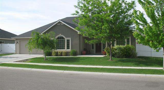 Photo of 1832 W Pine Creek Dr, Nampa, ID 83687