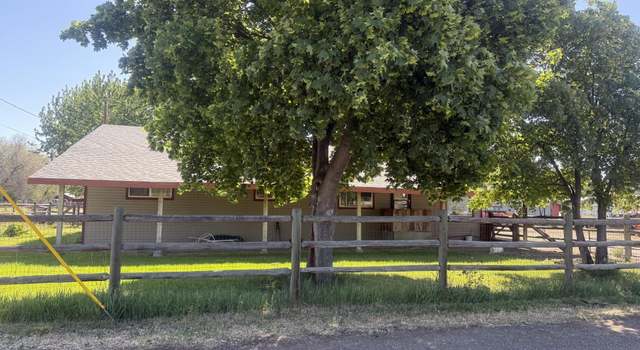 Photo of 190 NW Garrett Ave, Mountain Home, ID 83647