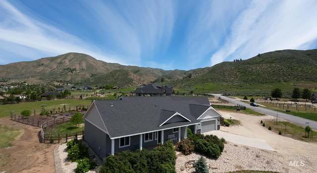 Photo of 15 Camas Dr, Boise, ID 83716