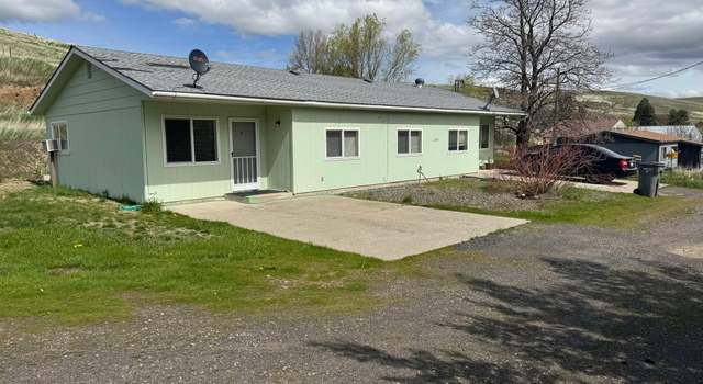 Photo of 2109 State St, Pomeroy, WA 99347