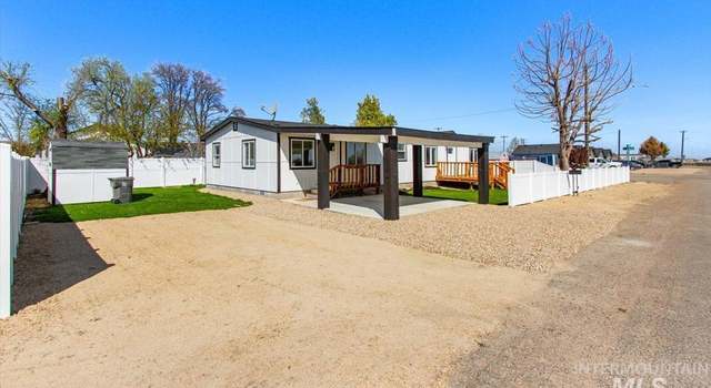 Photo of 317 1st St, Wilder, ID 83676