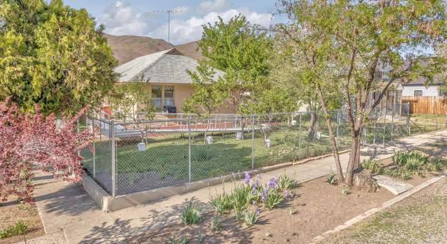 Photo of 290 E 2nd St, Huntington, OR 97907
