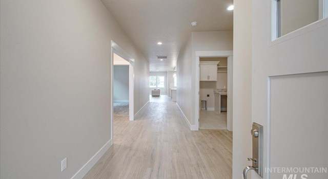 Photo of 629 S Spoonbill Ave, Meridian, ID 83642
