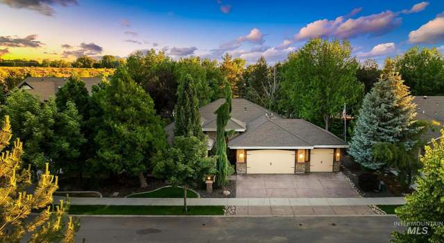 Photo of 731 E Eaglewoods Ln, Eagle, ID 83616