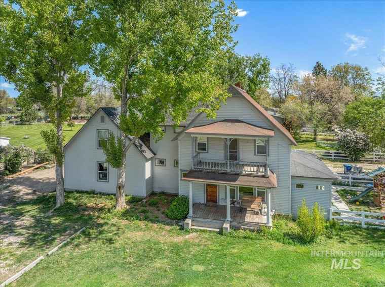 Photo of 624 N 6th St Nampa, ID 83687