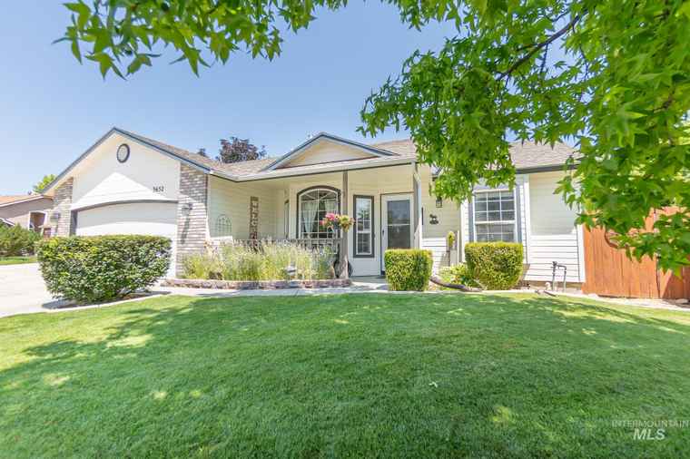 Photo of 3652 E Sweet Pea Ct Boise, ID 83716