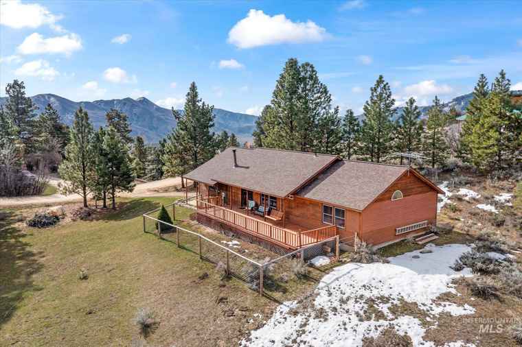 Photo of 211 Evergreen Dr Boise, ID 83716