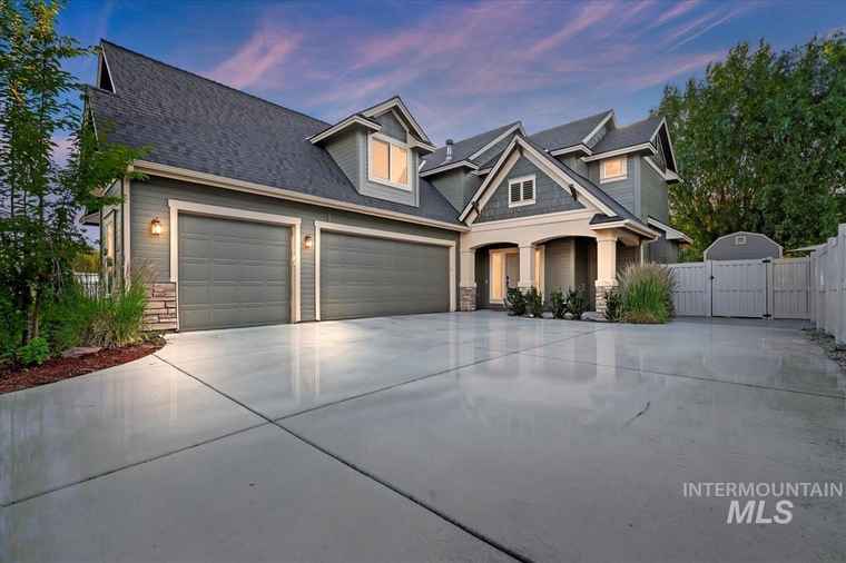 Photo of 3052 N Christian Way Meridian, ID 83646