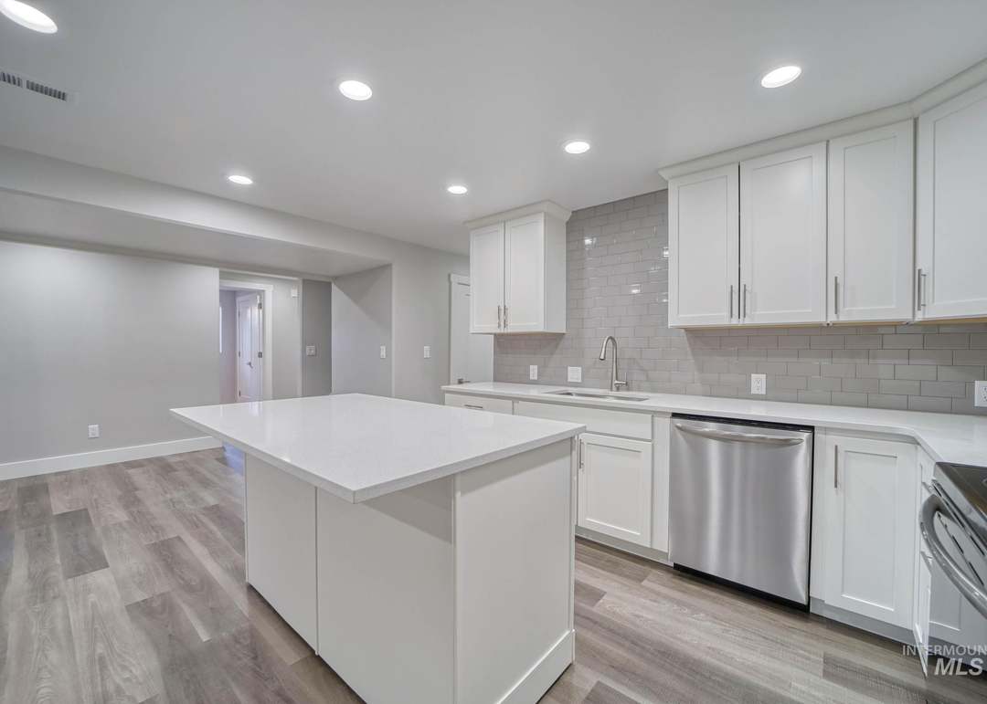 290 Lincoln St, Twin Falls, ID 83301