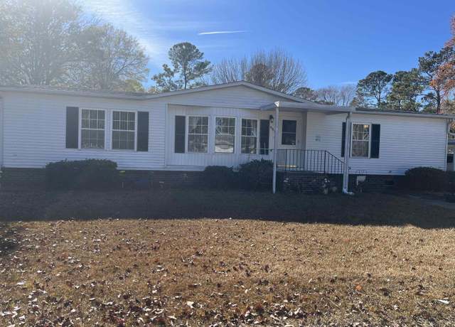 Property at 883 Grand Strand Trl, Murrells Inlet, SC 29576, 3 beds, 2 baths