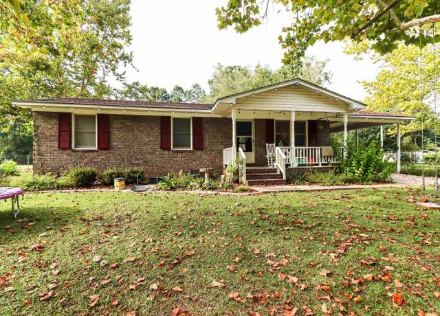 Property at 3657 Highway 472, Conway, SC 29526, 3 beds, 1.5 baths