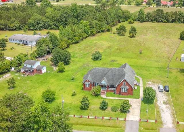 Property at 2191 Jasmine Rd, Loris, SC 29569, 4 beds, 4 baths