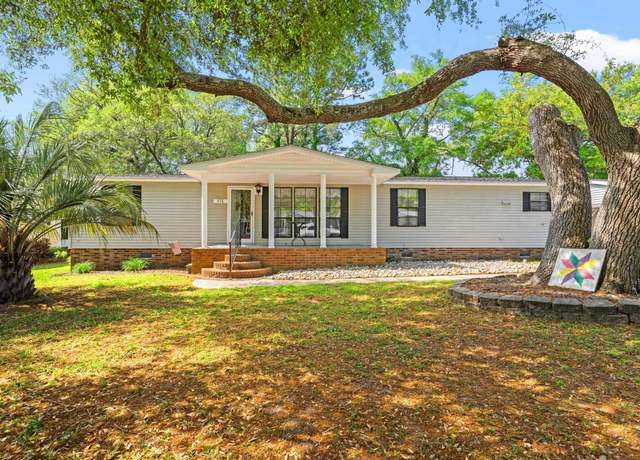 Property at 976 South Marlin Cir, Murrells Inlet, SC 29576, 3 beds, 2 baths