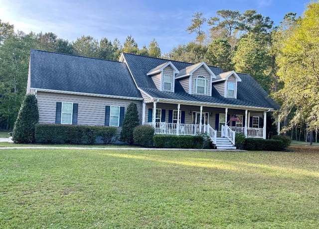 Property at 2347 Devine St, Georgetown, SC 29440, 4 beds, 3 baths