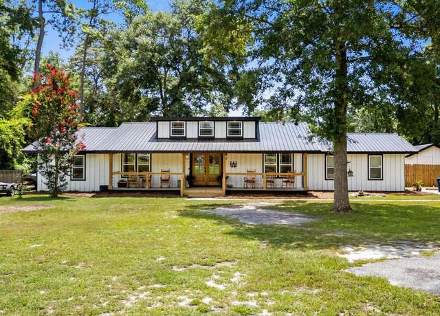 Property at 2402 Royal Oak Cir, North Myrtle Beach, SC 29582, 3 beds, 2 baths