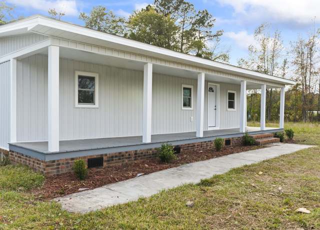 Property at 870 Highway 9 Business E, Loris, SC 29569, 4 beds, 2 baths