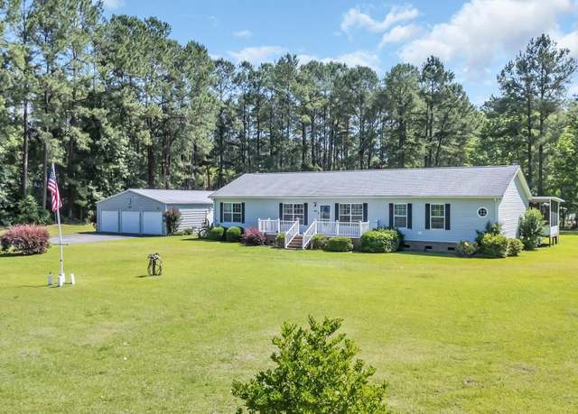 Property at 203 Warbler St, Georgetown, SC 29440, 4 beds, 3.5 baths