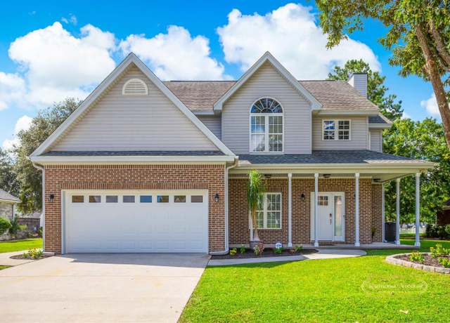 Property at 629 Slash Pine Ct, Myrtle Beach, SC 29579, 4 beds, 2.5 baths