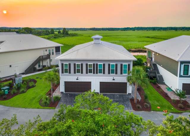 Property at 35 Red Skiff Ln #35, Pawleys Island, SC 29585, 3 beds, 2.5 baths