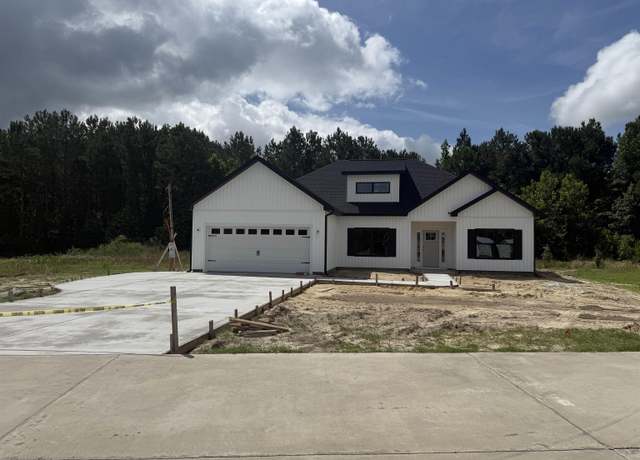 Property at 204 Shady Pines Ct, Conway, SC 29527, 4 beds, 2 baths