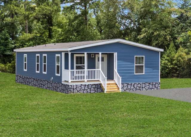 Property at 1925 Winyah St, Georgetown, SC 29440, 3 beds, 2 baths