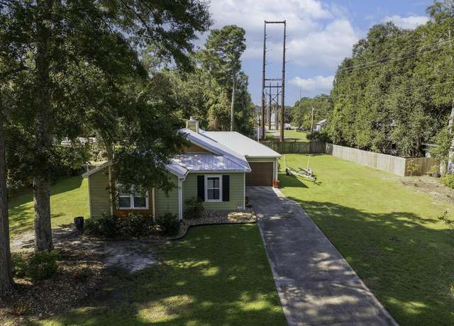 Property at 653 Mariner Ave, Murrells Inlet, SC 29576, 3 beds, 2 baths