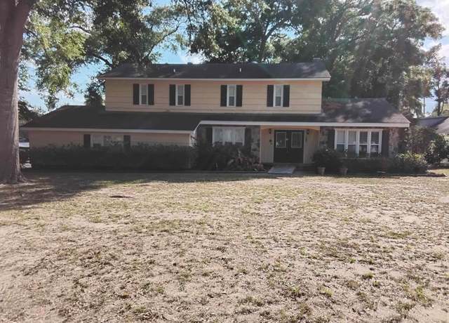 Property at 903 23rd Ave N, North Myrtle Beach, SC 29582, 4 beds, 3 baths