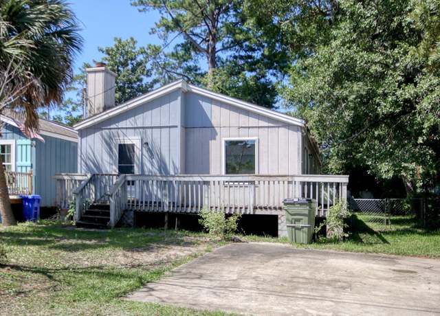 Property at 713 C 3rd Ave S, Surfside Beach, SC 29575, 3 beds, 1 bath