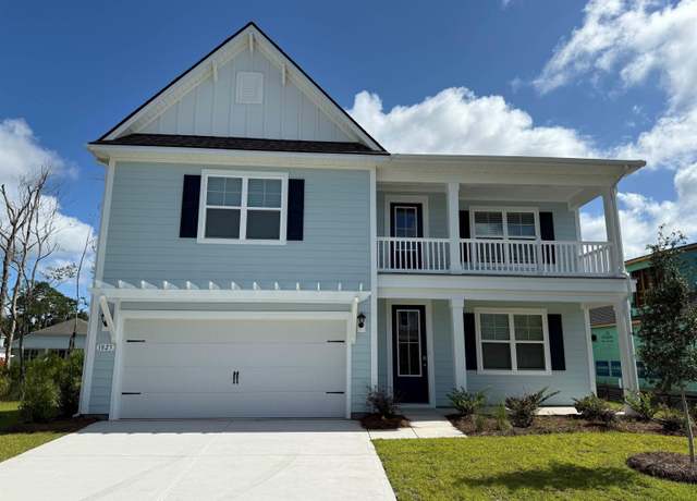 Property at 1823 Hardwood Ct, Conway, SC 29526, 5 beds, 3.5 baths