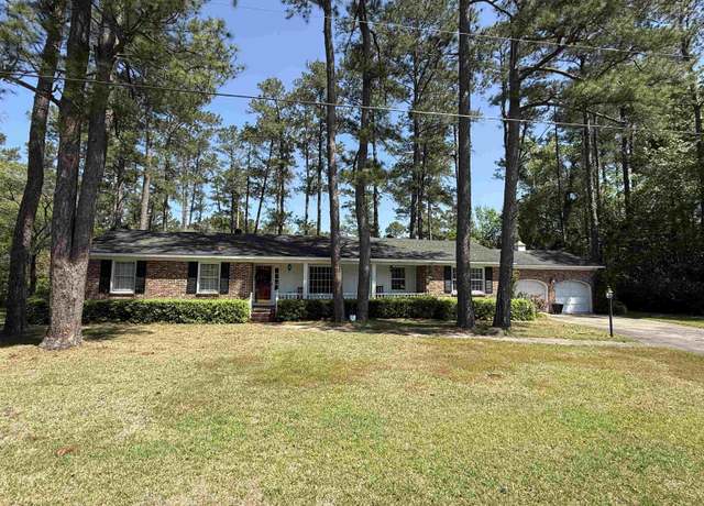 Property at 106 Jessamine St, Andrews, SC 29510, 4 beds, 3.5 baths