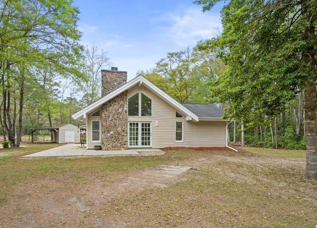 Property at 1047 Holt Rd, Conway, SC 29526, 2 beds, 1.5 baths