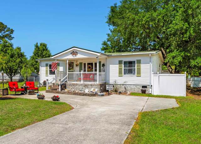 Property at 3465 N Pointe Blvd, Little River, SC 29566, 3 beds, 2 baths
