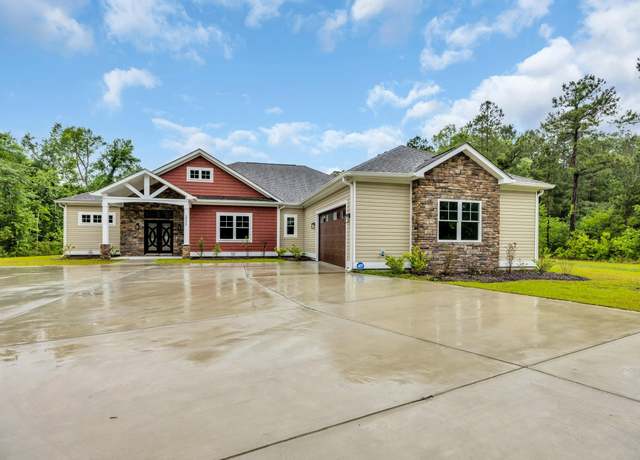 Property at 3995 Tillmond Dr, Conway, SC 29526, 3 beds, 2.5 baths
