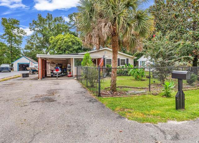 Property at 535 Ramsey Dr, Myrtle Beach, SC 29577, 4 beds, 2 baths