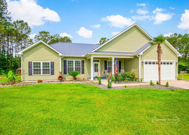 Property at 1013 Happy Ln, Galivants Ferry, SC 29544, 3 beds, 2 baths