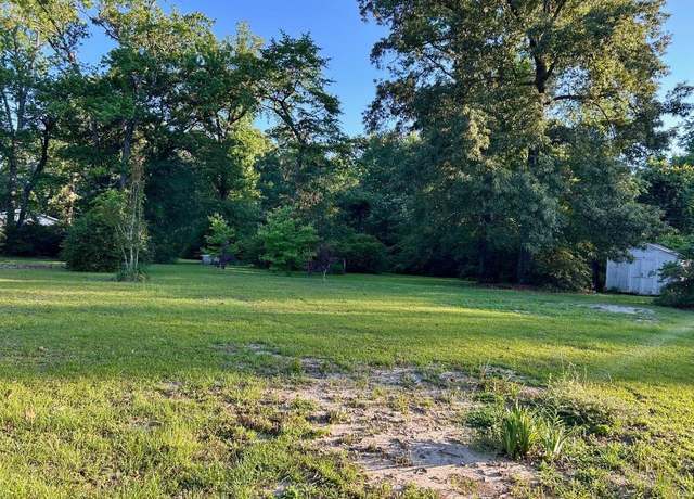 Property at 6914 Leslie Lewis Rd, Mullins, SC 29574