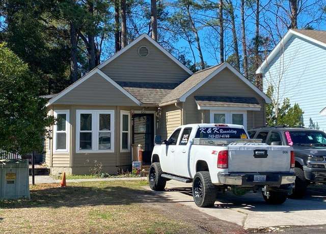 Property at 1061 Valley Dr, Calabash, NC 28467, 3 beds, 2 baths