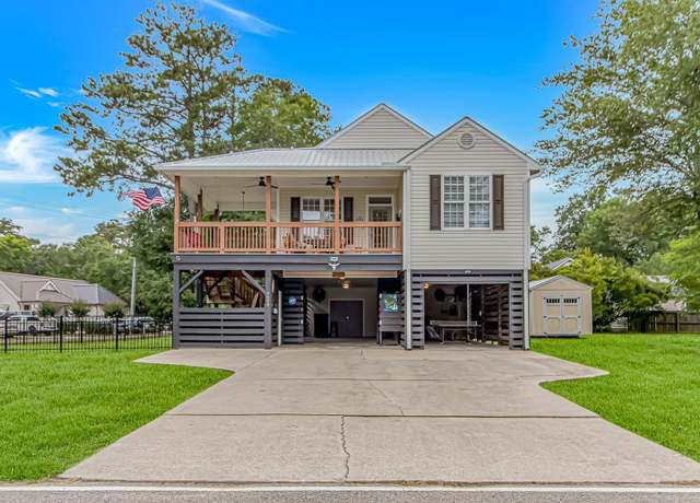 Property at 4600 Murrells Inlet Rd, Murrells Inlet, SC 29576, 3 beds, 2 baths