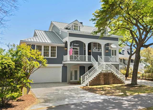 Property at 675 Wedgewood Dr, Murrells Inlet, SC 29576, 5 beds, 3.5 baths