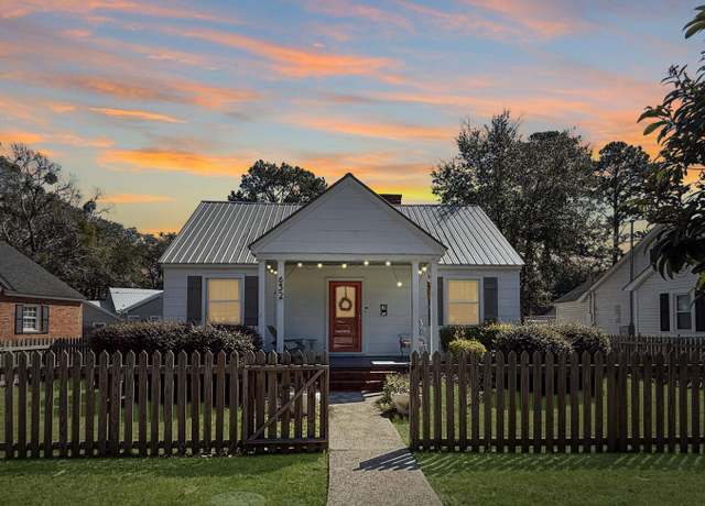 Property at 632 Magnolia Dr, Georgetown, SC 29440, 3 beds, 1.5 baths