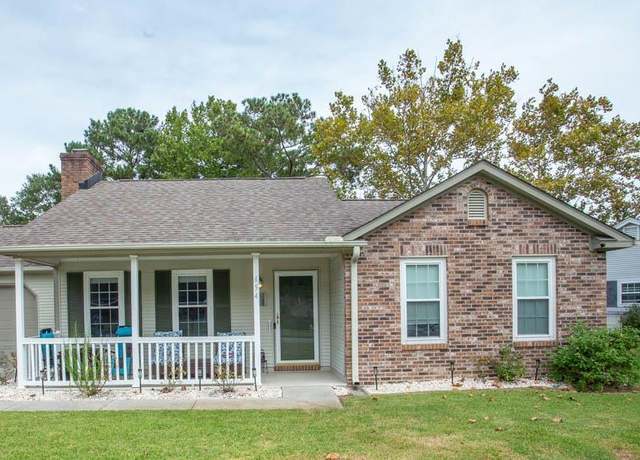 Property at 654 Woodlake Village Blue Bird Ln, Murrells Inlet, SC 29576, 3 beds, 2 baths