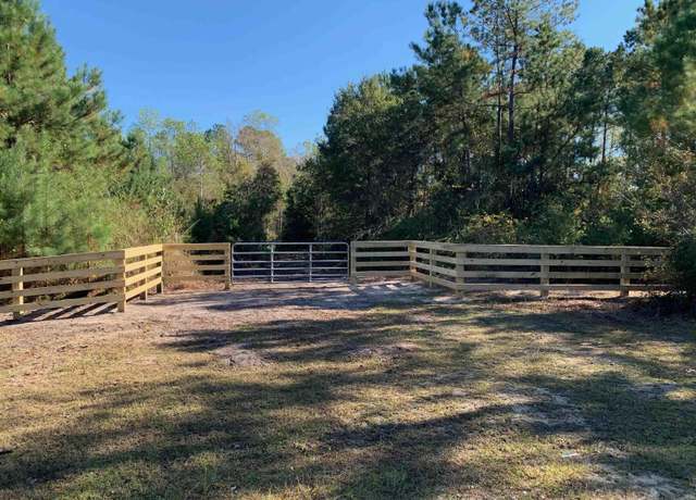 Property at 1215 Rainbow Dr, Loris, SC 29569