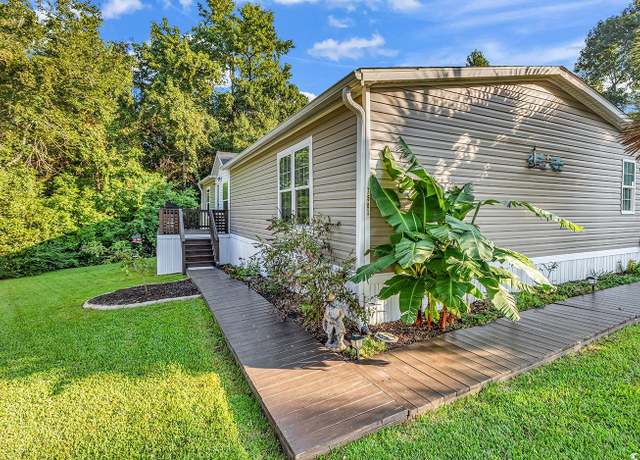 Property at 7500 Aubrey Ln, Myrtle Beach, SC 29588, 3 beds, 2 baths