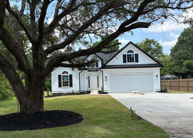 Property at 1107 Ragin St, Myrtle Beach, SC 29577, 3 beds, 2 baths