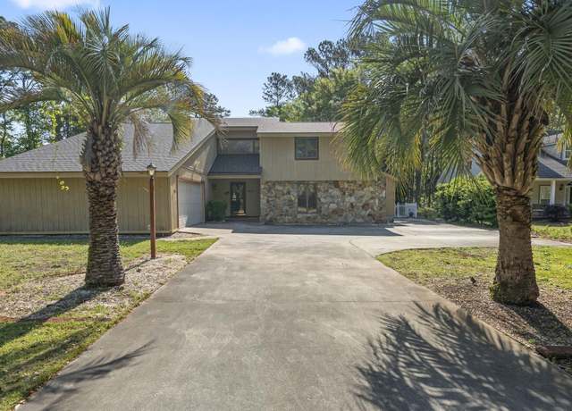 Property at 209 Goodson Loop, Pawleys Island, SC 29585, 3 beds, 3 baths
